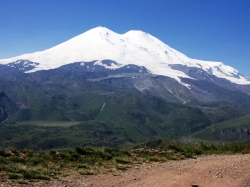 Эльбрус – двуглавый великан Кавказа